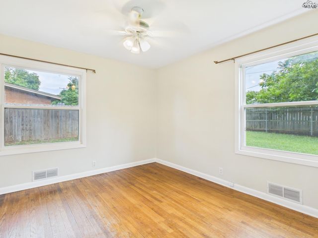 1555 HANOVER ROAD, Wichita Falls, TX 76302