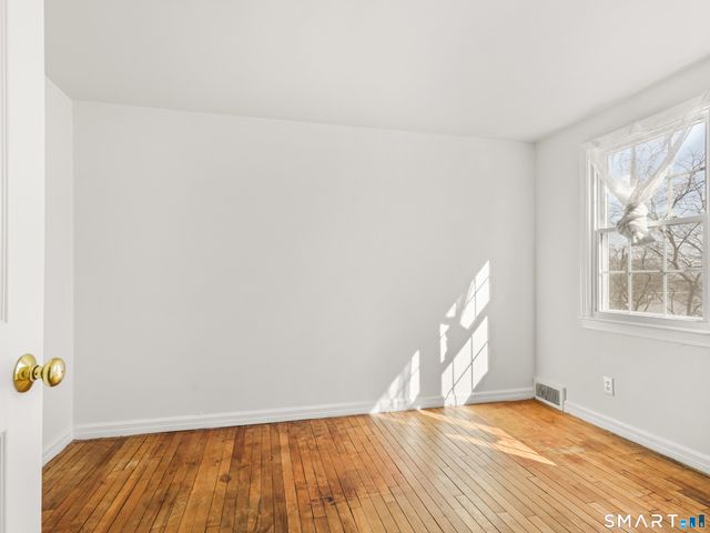 214 Sylvan Knoll Road 214, Stamford, CT 06902