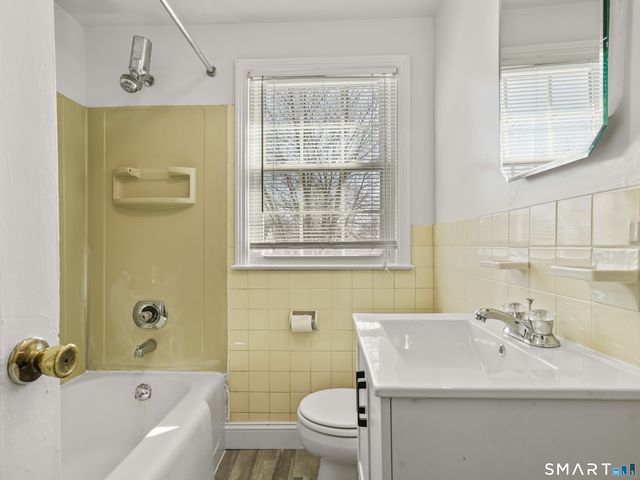 214 Sylvan Knoll Road 214, Stamford, CT 06902