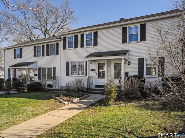 214 Sylvan Knoll Road 214, Stamford, CT 06902