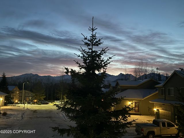 4720 Grumman Street, Anchorage, AK 99507