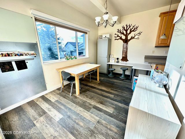 4720 Grumman Street, Anchorage, AK 99507