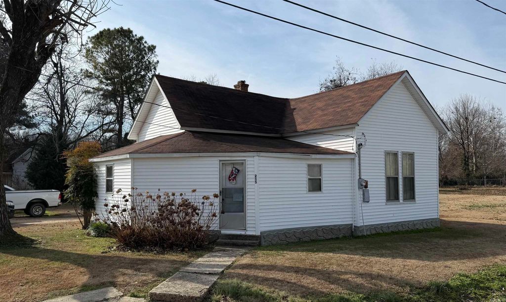 215 First Street, Greenway, AR 72430