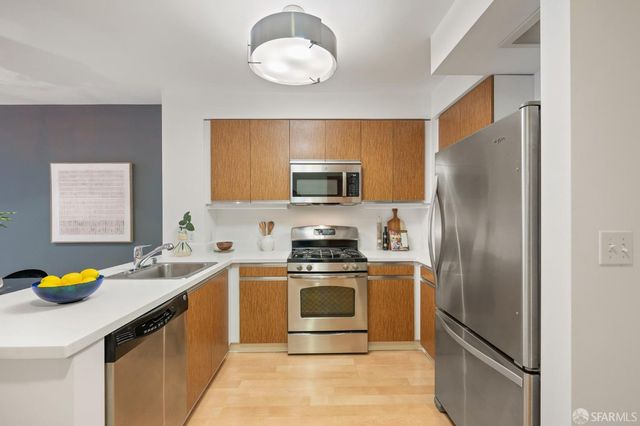 5800 3rd Street 1111, San Francisco, CA 94124