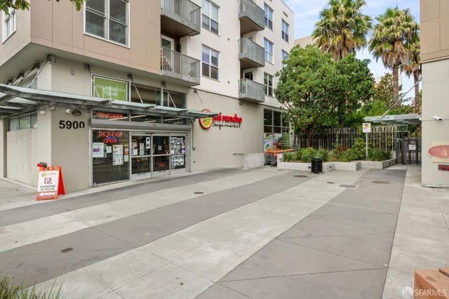 5800 3rd Street 1111, San Francisco, CA 94124