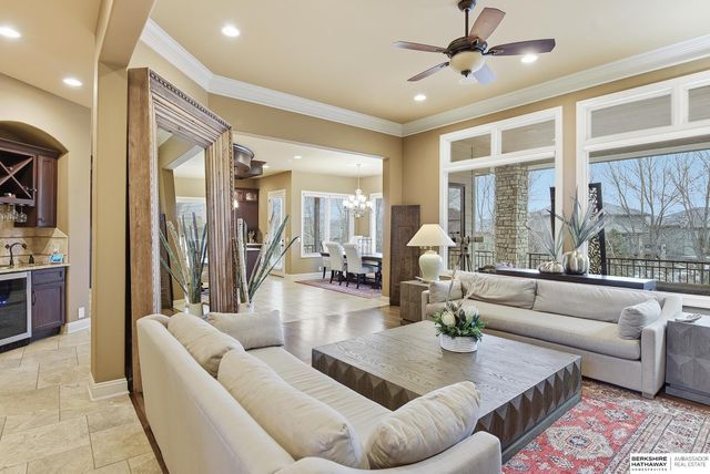 1206 S 199th Street, Omaha, NE 68130