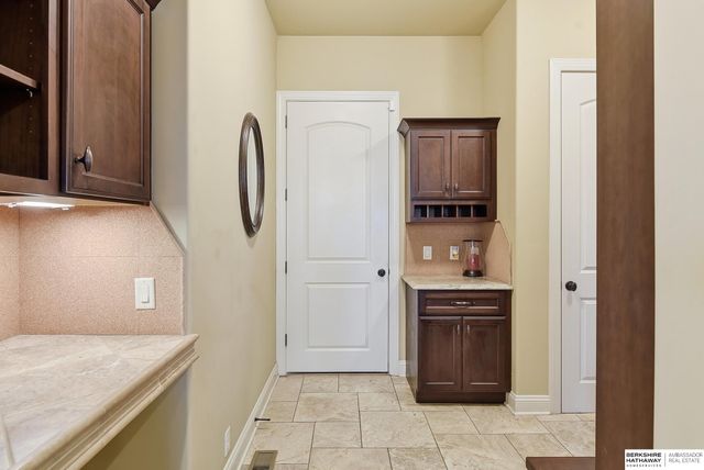 1206 S 199th Street, Omaha, NE 68130