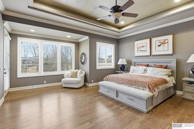 1206 S 199th Street, Omaha, NE 68130