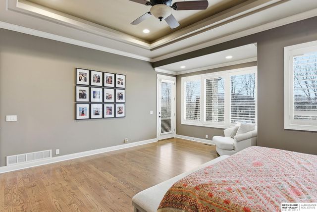 1206 S 199th Street, Omaha, NE 68130