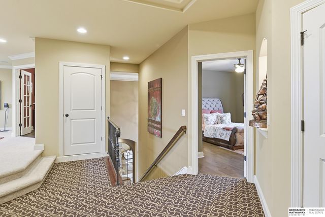 1206 S 199th Street, Omaha, NE 68130