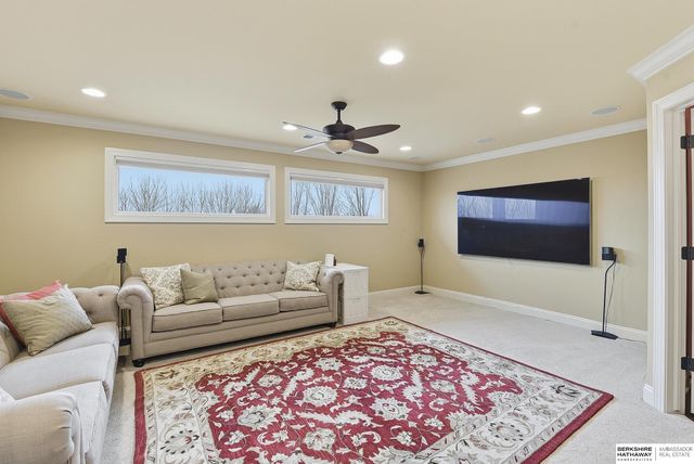 1206 S 199th Street, Omaha, NE 68130