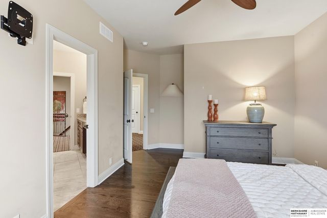 1206 S 199th Street, Omaha, NE 68130