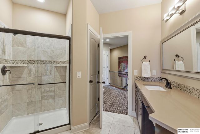 1206 S 199th Street, Omaha, NE 68130