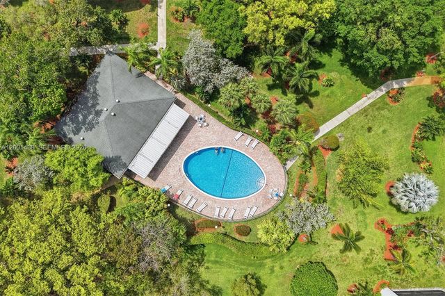 1410 Sheridan St 8I, Hollywood, FL 33020