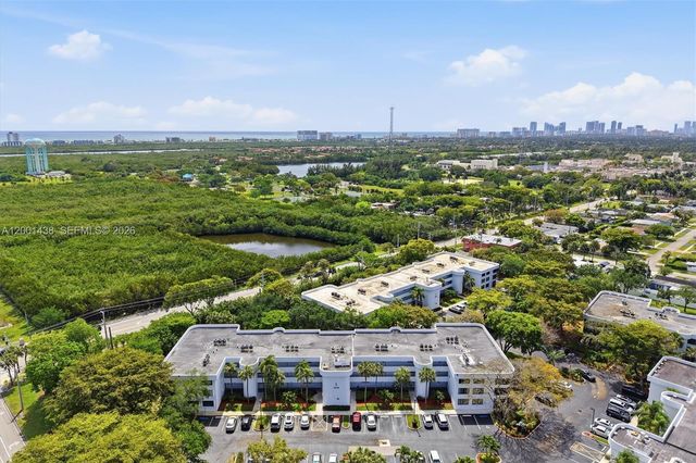 1410 Sheridan St 8I, Hollywood, FL 33020