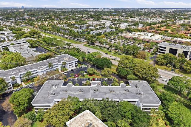 1410 Sheridan St 8I, Hollywood, FL 33020