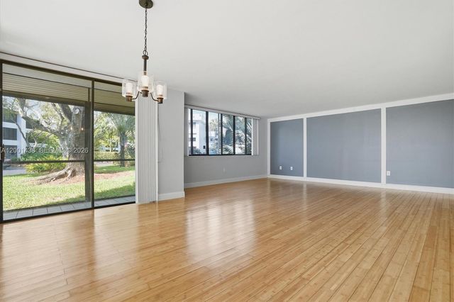 1410 Sheridan St 8I, Hollywood, FL 33020