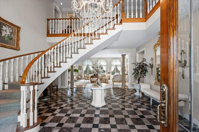 1708 Deepdale Drive, Westover Hills, TX 76107