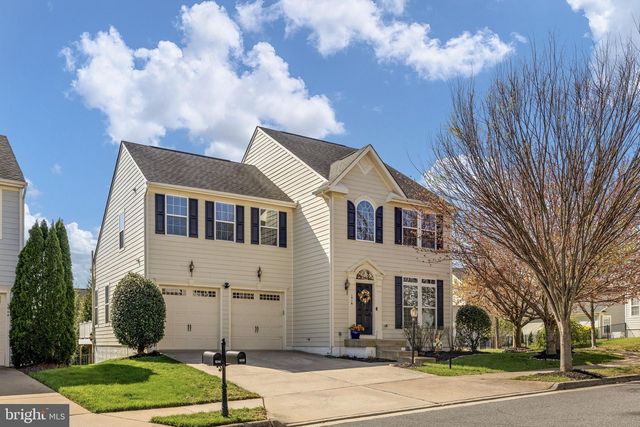 1016 INNIS DR, Fredericksburg, VA 22401