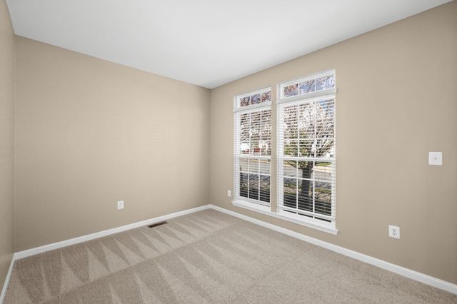 1016 INNIS DR, Fredericksburg, VA 22401