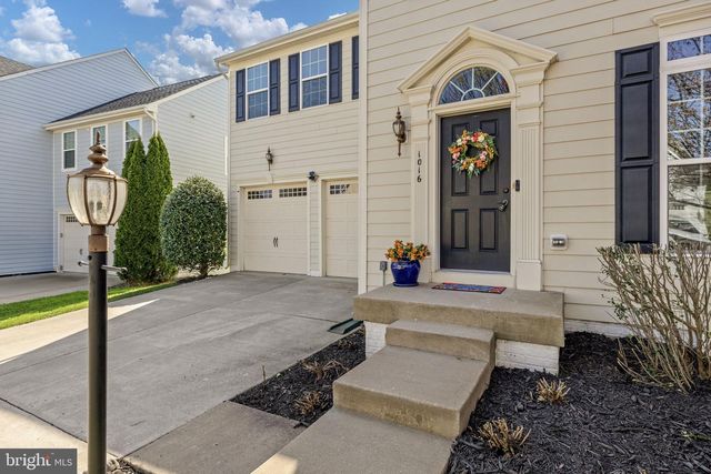1016 INNIS DR, Fredericksburg, VA 22401