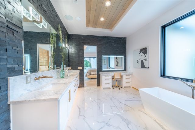 4567 Jean Lane, Fayetteville, AR 72704