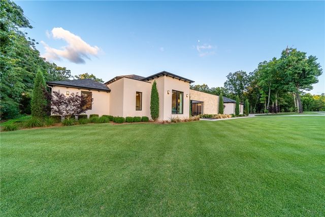 4567 Jean Lane, Fayetteville, AR 72704