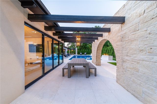 4567 Jean Lane, Fayetteville, AR 72704