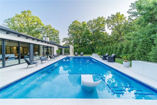 4567 Jean Lane, Fayetteville, AR 72704