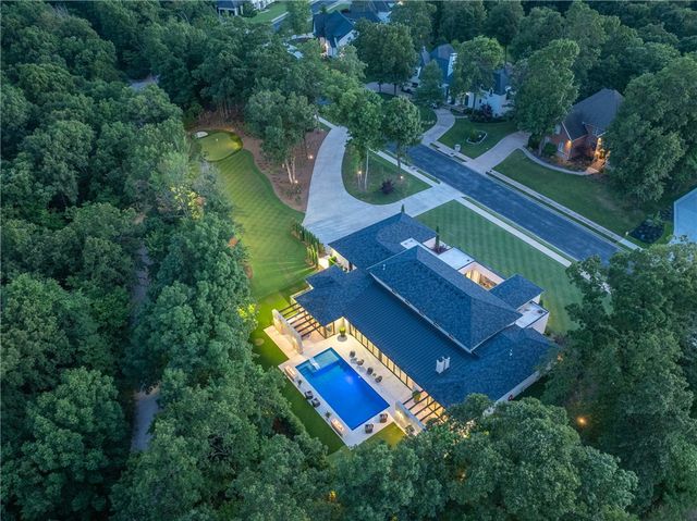 4567 Jean Lane, Fayetteville, AR 72704