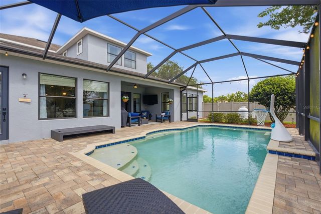 17909 HOWSMOOR PLACE, Lutz, FL 33559
