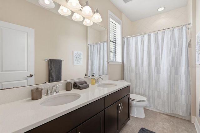 17909 HOWSMOOR PLACE, Lutz, FL 33559