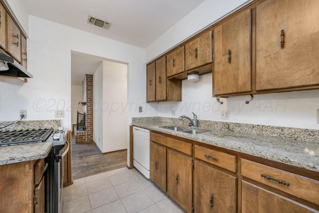 5305& 5301 RAINDROP Lane, Amarillo, TX 79110