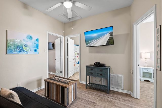 15245 Beach Way Dr, Corpus Christi, TX 78418