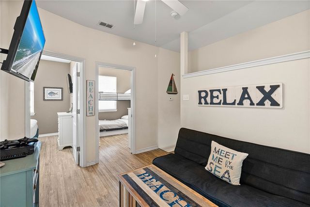 15245 Beach Way Dr, Corpus Christi, TX 78418