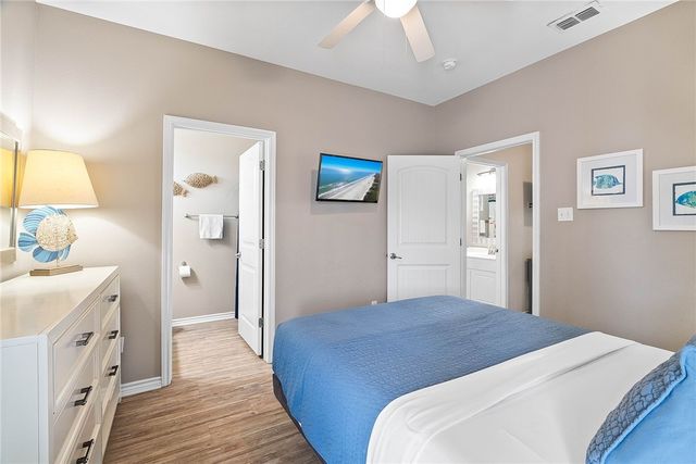 15245 Beach Way Dr, Corpus Christi, TX 78418