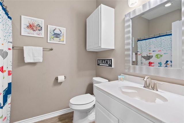 15245 Beach Way Dr, Corpus Christi, TX 78418