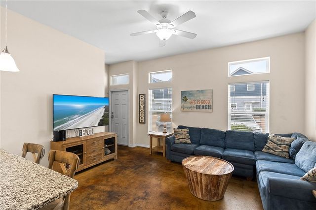 15245 Beach Way Dr, Corpus Christi, TX 78418