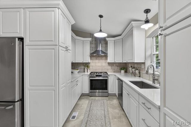 21 Christina Drive, Pevely, MO 63070