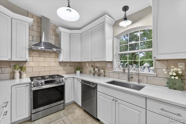 21 Christina Drive, Pevely, MO 63070