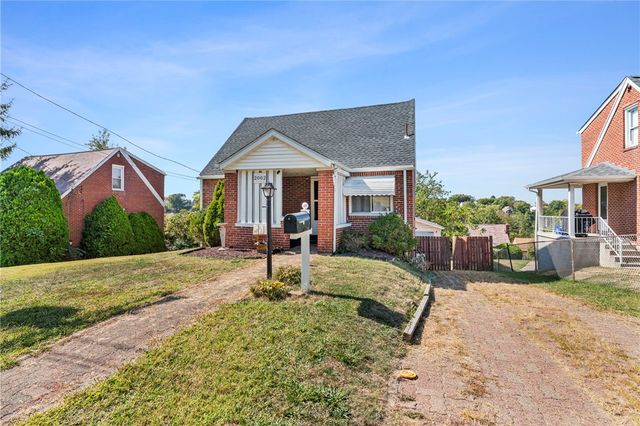 2002 Vermont Ave, West Mifflin, PA 15122