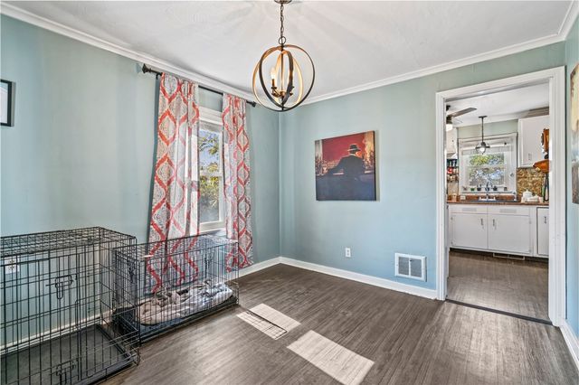 2002 Vermont Ave, West Mifflin, PA 15122