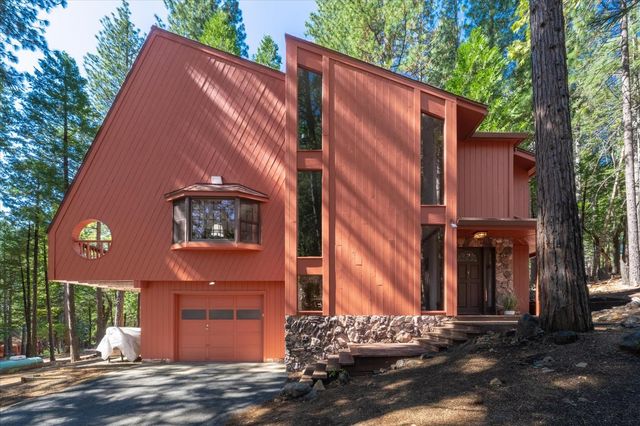 3703 Ottawa Dr, Dorrington, CA 95223