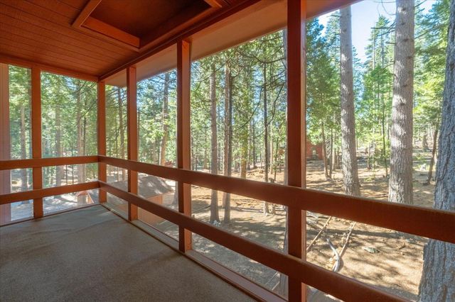 3703 Ottawa Dr, Dorrington, CA 95223