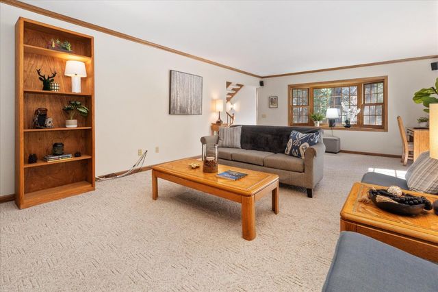 3703 Ottawa Dr, Dorrington, CA 95223