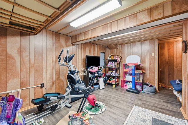 239 Golden Gate Dr, Verona, PA 15147