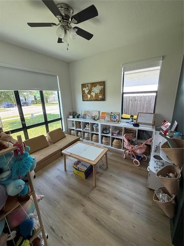 2945 SE 3rd St, Homestead, FL 33033