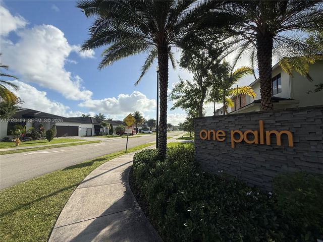 2945 SE 3rd St, Homestead, FL 33033