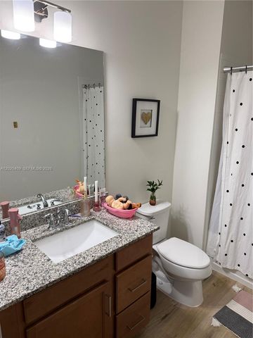 2945 SE 3rd St, Homestead, FL 33033