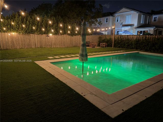 2945 SE 3rd St, Homestead, FL 33033